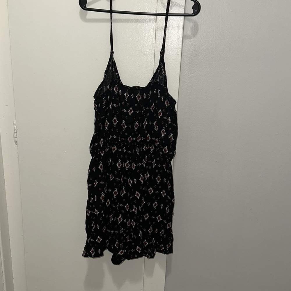 Patterned Romper - Picture 4 of 7